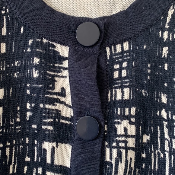 NWT THE LIMITED Buttoned Down 3/4 Length Sleeves Knit Cardigan Sweater Size M - Picture 5 of 16